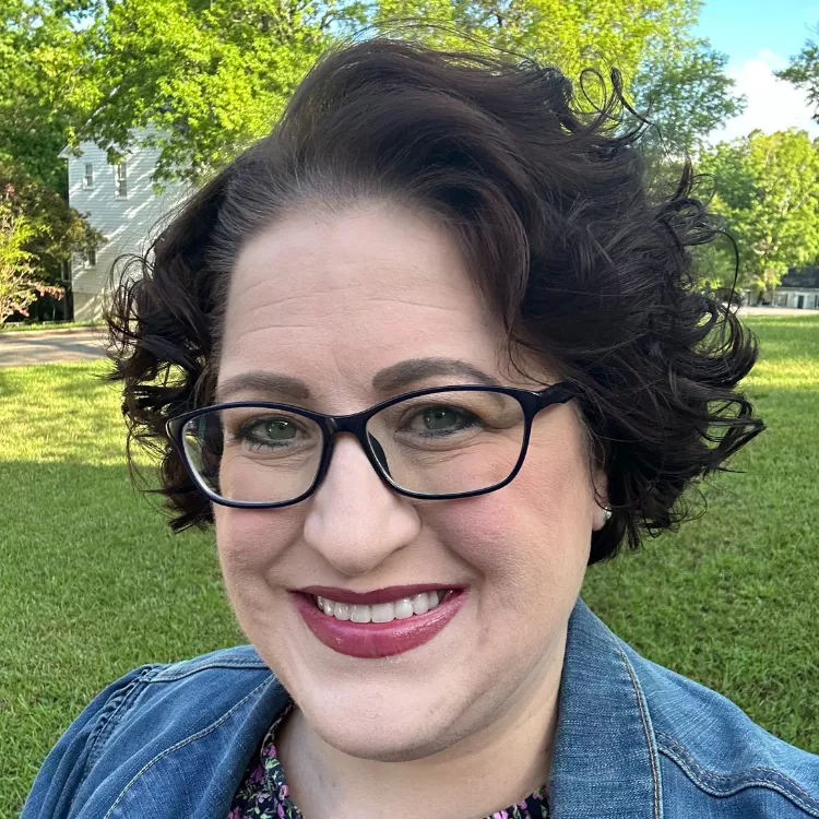 Stacy Parker poses for a selfie